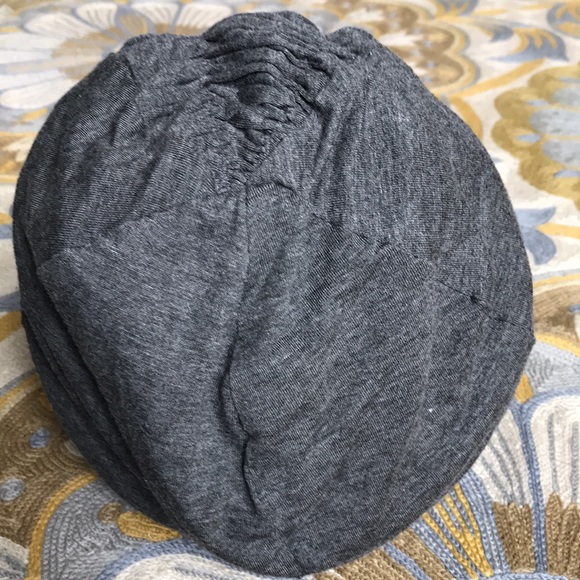 EUC slouchy reversible hat green/gold and gray - Picture 6 of 10